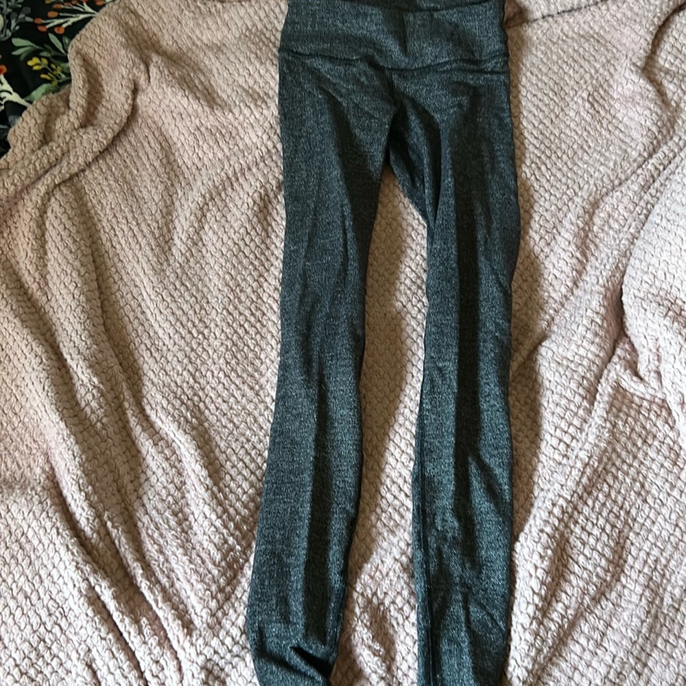Grey, Lululemon leggings